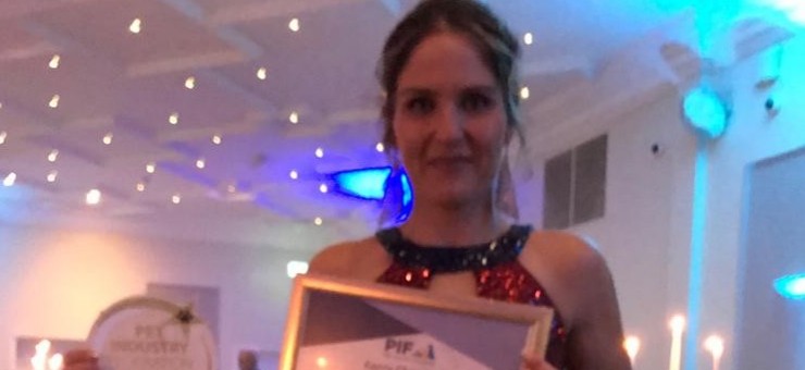 iPET Network trainer Kerry scoops top industry award 